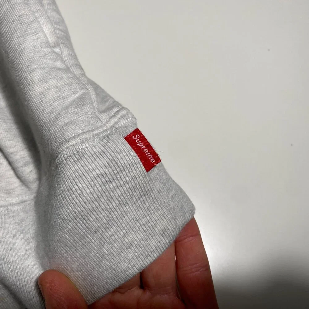 Supreme FW18 Tricolor Old English Hoodie Ash Gray mens size Large - Picture 10 of 12